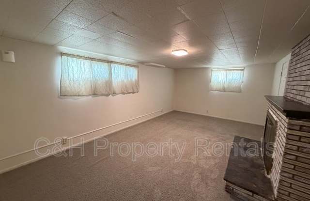1014 4th Street West - 2 Gallery 2