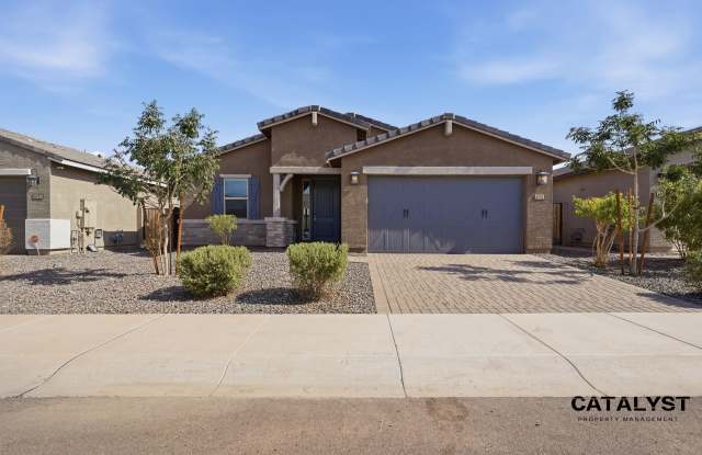 6926 West Winston Drive Gallery 2
