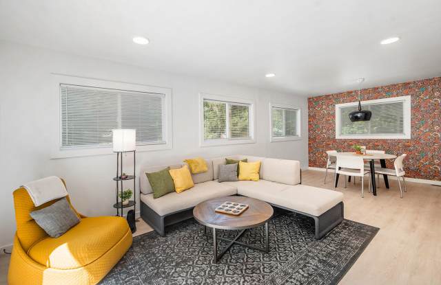 6551 W Hemlock Rd Gallery 2