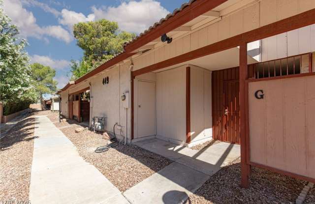 449 Lamb Gallery 1