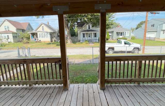 Modern & Updated 3 Bedroom 1.5 Bathroom Home For Rent Gallery 4