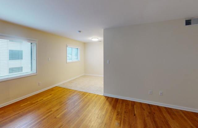 Broad Ripple Flats Gallery 3