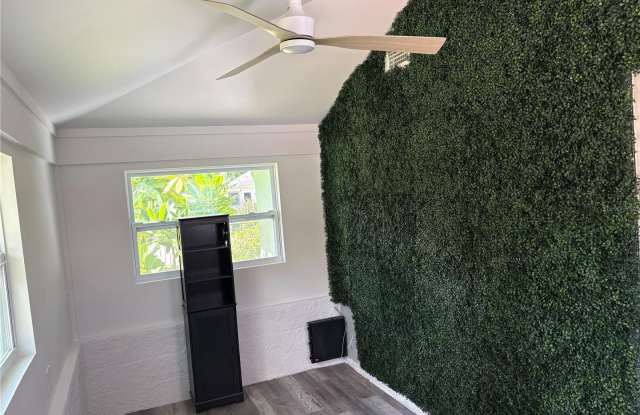 3510 4TH Avenue W Gallery 2