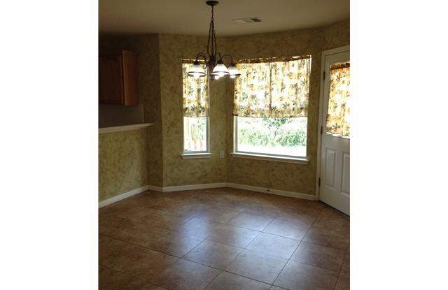 511 Colonial Park Boulevard Gallery 2