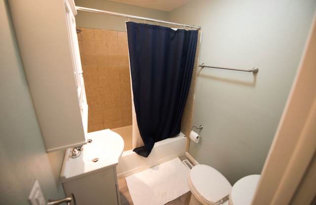 Charming Englewood Home | 3 Bed + 2 Bath Near South Broadway & Harvard Gulch photos photos