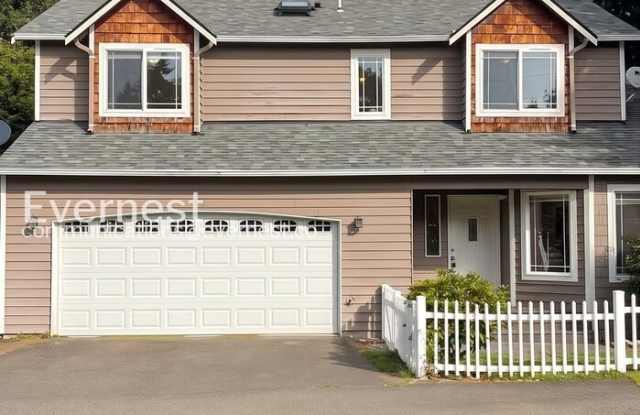 2012 North 163rd Place Gallery 1