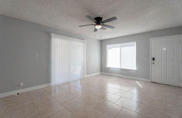 4793 Via Renaldo, Las Vegas, NV 89103 Gallery 4