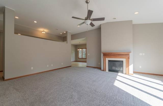 6050 Trailcreek Avenue Gallery 3