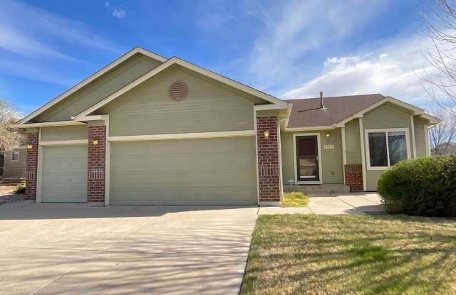 3 Bedroom Home Available Near Barnes Rd & Peterson Rd! photos photos