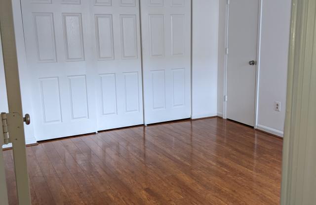 15764 Easthaven Ct Gallery 3