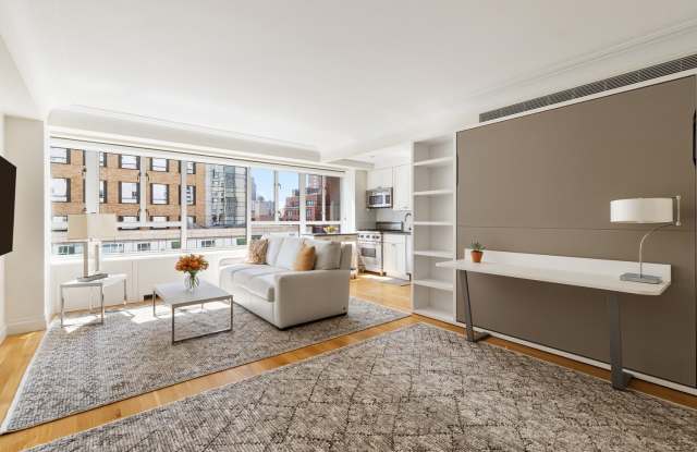 MANHATTAN HOUSE - 200 East 66th Street, New York City, NY 10065 MANHATTAN HOUSE - 200 East 66th Street, New York City, NY 10065