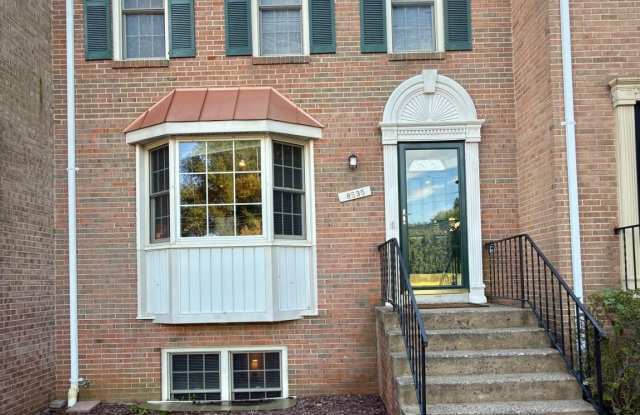 8535 HILLTOP Road Gallery 1