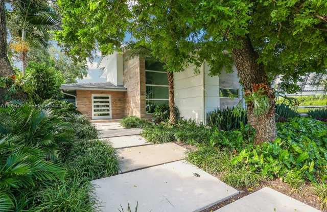 79 W Shore Dr photos photos