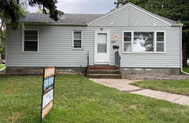 3 Bed 1 Bath w/ Central Air photos photos 3 Bed 1 Bath w/ Central Air photos photos