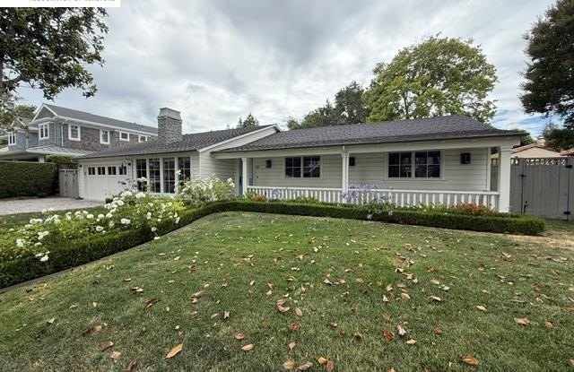 361 Claire Pl Gallery 3
