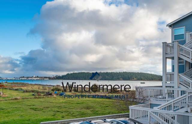 2BR/2BA Condo Overlooking the Bay - Water/Sewer/Garbage included! photos photos