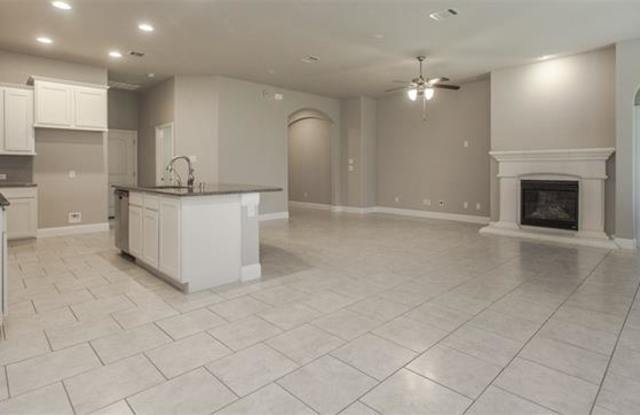 909 Hodge Street - 909 Hodge St, McKinney, TX 75069