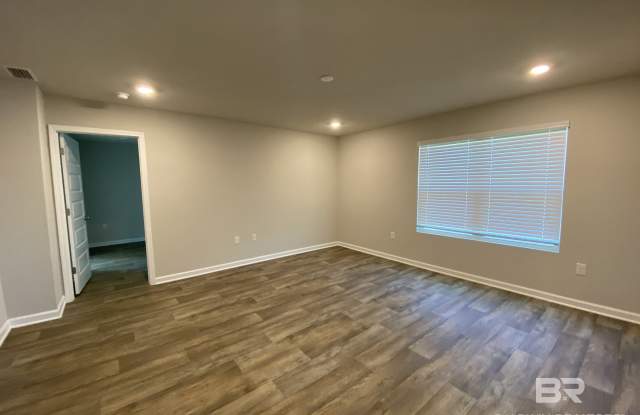 18413 Lewis Smith Drive Gallery 4