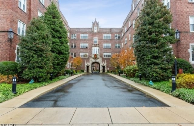 133 SUMMIT AVE UNIT 40 - 133 Summit Avenue, Summit, NJ 07901