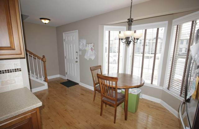409 Cobblestone Lane Gallery 3