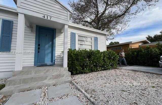 417 SE 22nd St photos photos