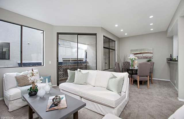 2236 River Run Drive Gallery 3