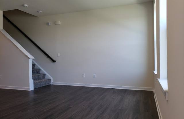 310 PETITE SIRAH TERRACE SE Gallery 4