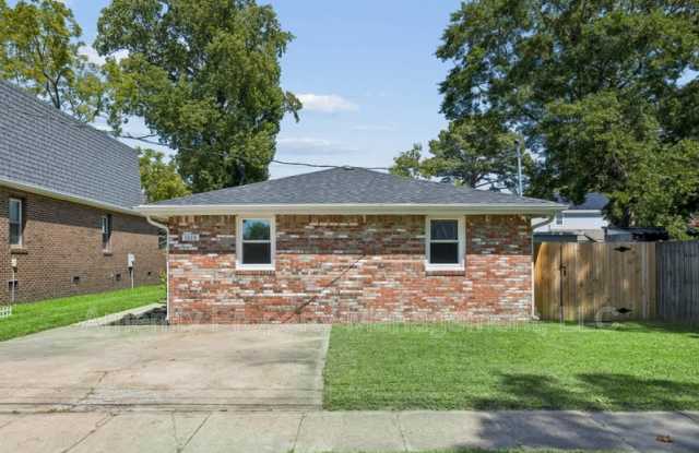 1028 Modoc Avenue - B Gallery 4