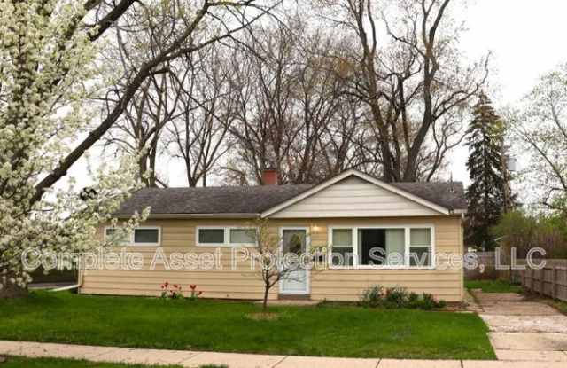 7728 Catalpa Ave photos photos