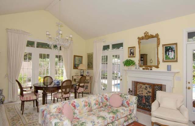 40 S Caserea Court Gallery 4