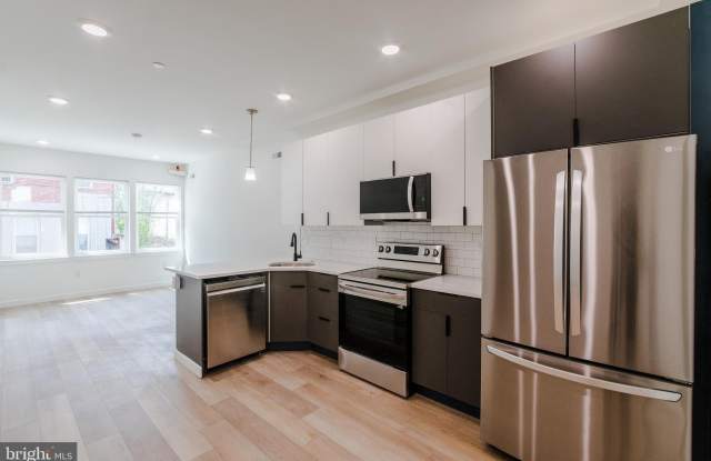 1003 W DAKOTA Street unit: 1 photos photos