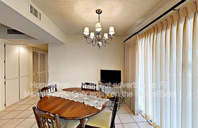 10413 W Oak Ridge Dr Gallery 4