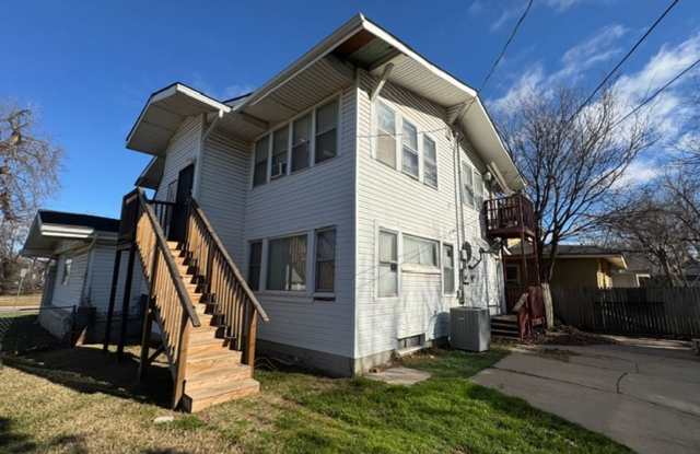 2 bed 1 bath upstairs garage apartment, you pay only electric, private entrance and parking ! photos photos 2 bed 1 bath upstairs garage apartment, you pay only electric, private entrance and parking ! photos photos