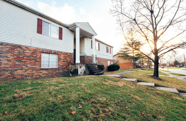 751 Northland Boulevard - 3 photos photos