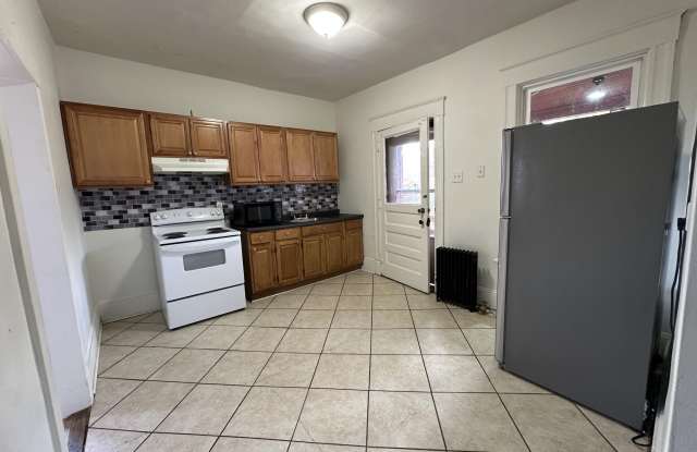 568 Main Street - 568 Main Street, Edwardsville, PA 18704