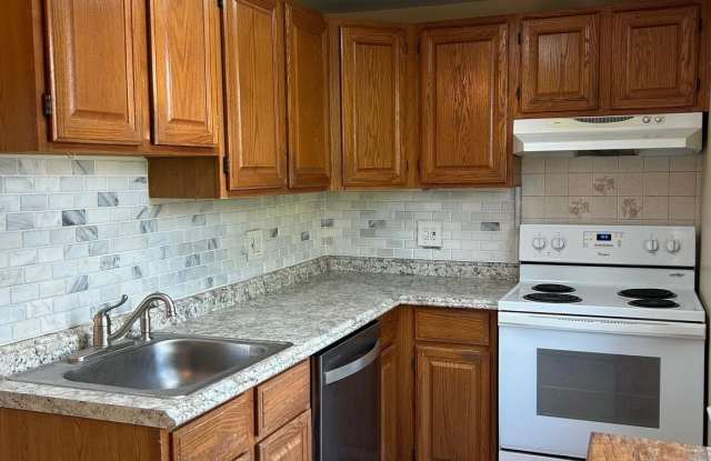 1005 WELLER Avenue unit: 2Nd Floor - 1005 Weller Avenue, Delaware County, PA 19083