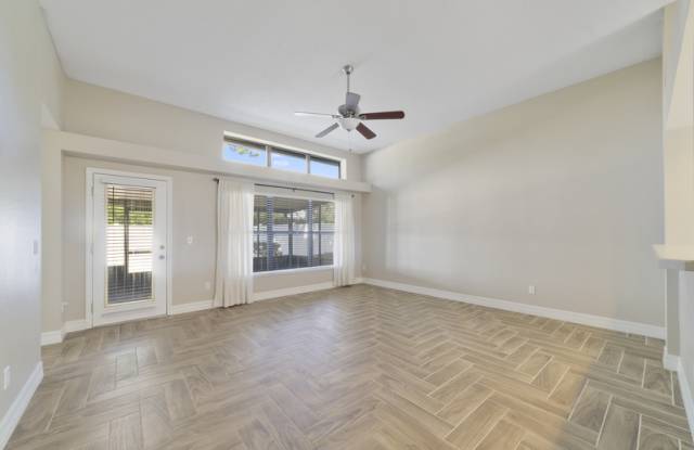 11904 Desmar Ct Gallery 4