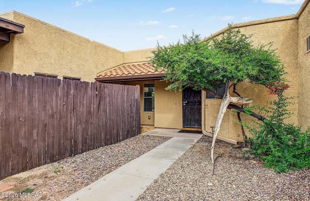 4216 W Pyracantha Drive Gallery 2