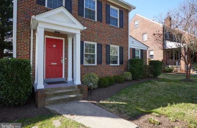 4912 BRANDYWINE Street NW Gallery 2