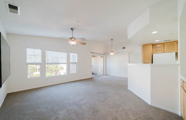 162 Elora Lane Gallery 4