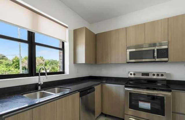 6171 SW 36TH Court Gallery 3
