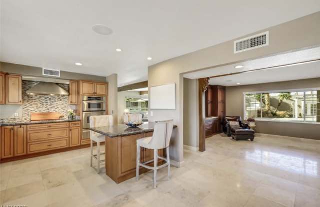 3764 East Pama Lane photos photos