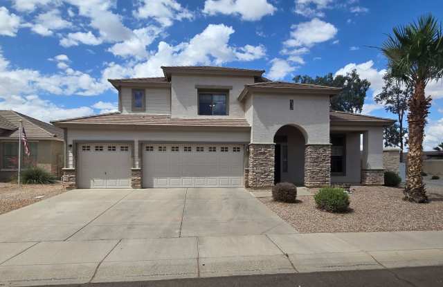 2 story 3-bed, 2-bath home in San Tan Valley! photos photos