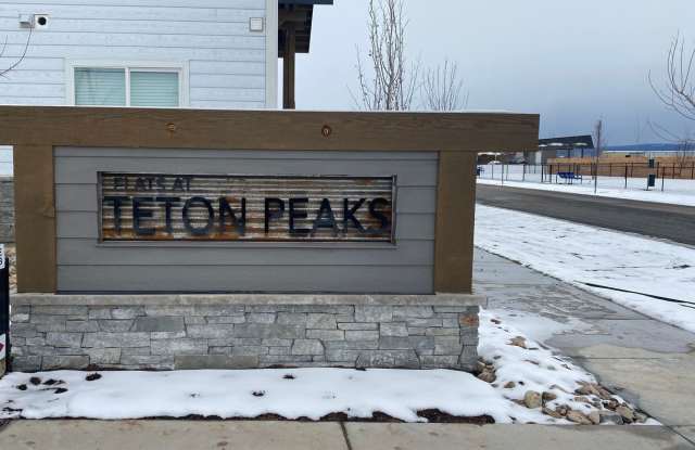 Driggs - New Flats at Teton Peaks Unit 204 photos photos