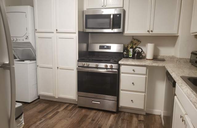 225 South Bailey Street photos photos