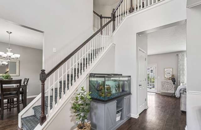 Luxurious 4-Bedroom in Westfield, IN photos photos