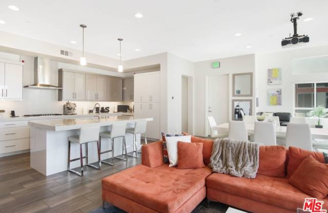 12465 Osprey Ln Gallery 3