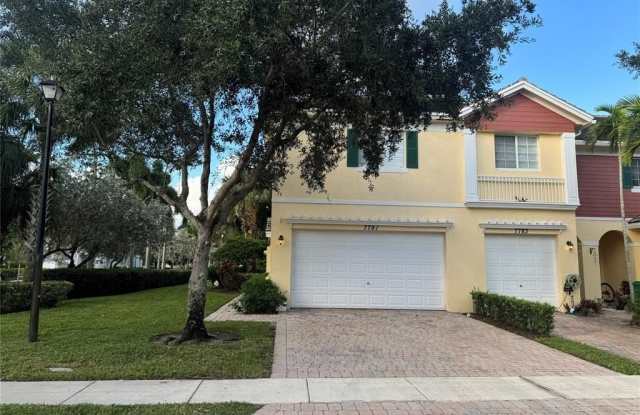 7791 Deercreek Ct - 7791 Deercreek Court, Davie, FL 33328