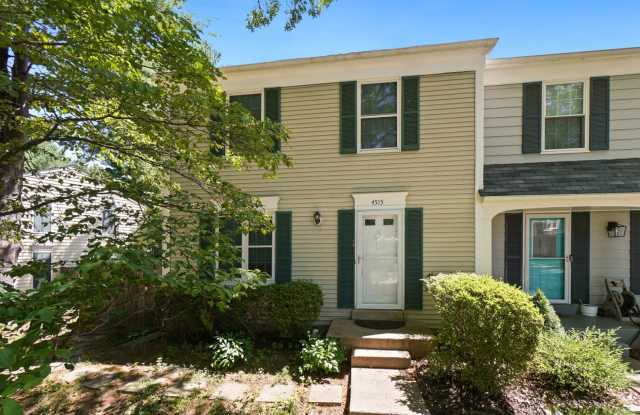 BEAUTIFUL OLNEY END UNIT THREE BEDROOM 2.5 BATH TOWN HOME IS AVAILABLE IN THE CASHELL MANOR COMMUNITY photos photos BEAUTIFUL OLNEY END UNIT THREE BEDROOM 2.5 BATH TOWN HOME IS AVAILABLE IN THE CASHELL MANOR COMMUNITY photos photos