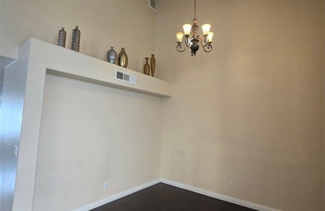 3443 White Mountain Street Gallery 3